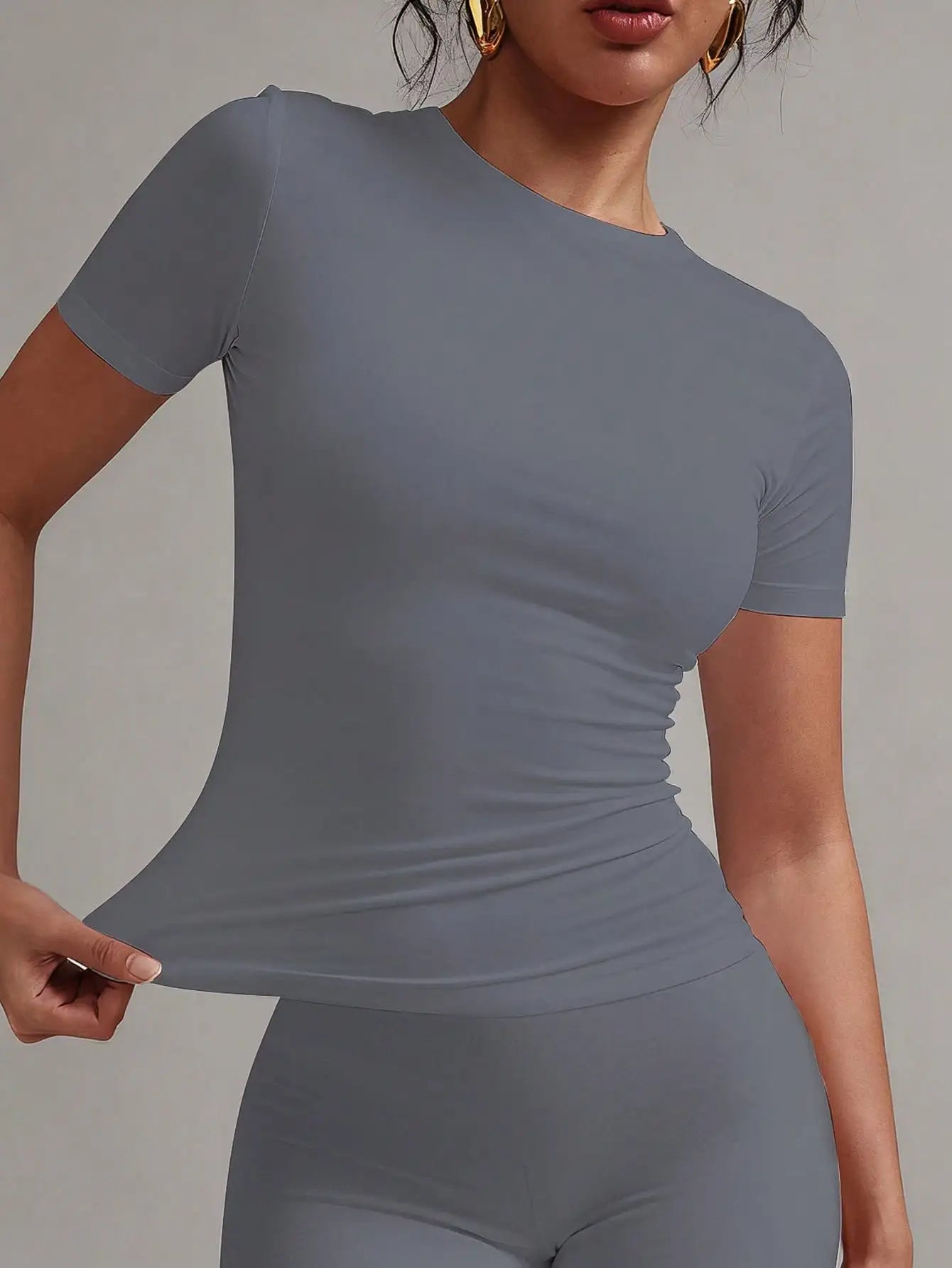 Women's Round Neck Short Sleeve Fitted T Shirt Polyester Elastane
