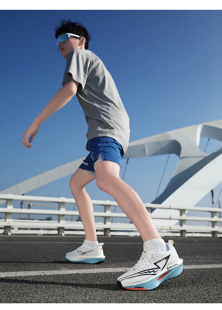 Men Running Shoes Lightweight Breathable Nonslip Sneakers